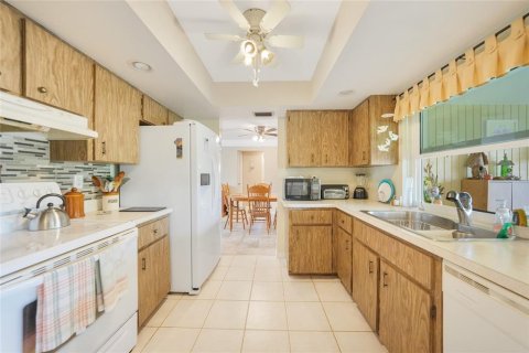 Villa ou maison à vendre à Port Charlotte, Floride: 2 chambres, 142.33 m2 № 2316760 - photo 8
