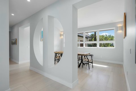 House in Stuart, Florida 5 bedrooms, 657.84 sq.m. № 2175461 - photo 14