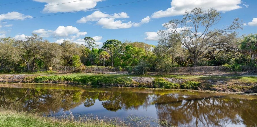 Casa en Vero Beach, Florida 3 dormitorios, 167.32 m2 № 1141469