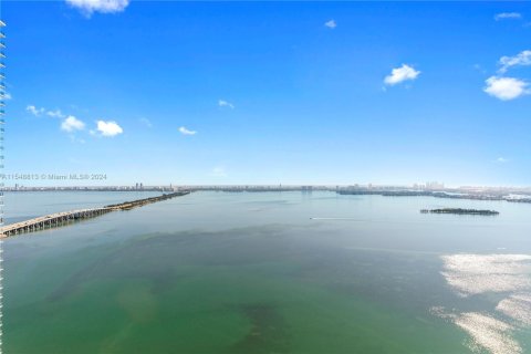 Condominio en venta en Miami, Florida, 1 dormitorio, 87.33 m2 № 1867121 - foto 2