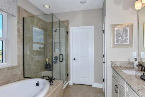 Villa ou maison à vendre à Sarasota, Floride: 4 chambres, 204.11 m2 № 2126499 - photo 4