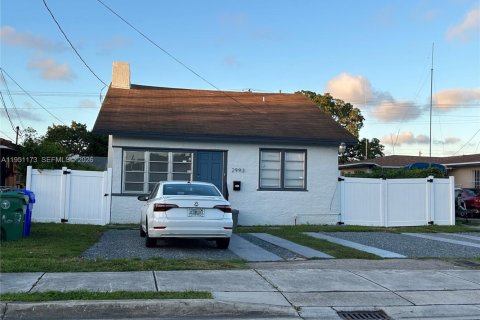 Villa ou maison à Miami, Floride 3 chambres, 141.4 m2 № 2090559