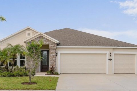 House in Melbourne, Florida 4 bedrooms, 211.82 sq.m. № 2312602