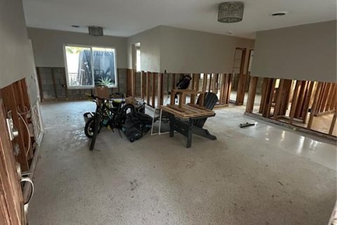 Casa en venta en Saint Petersburg, Florida, 2 dormitorios, 117.43 m2 № 1582077 - foto 4