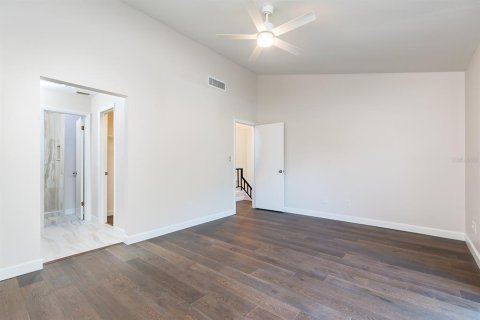 Touwnhouse à vendre à Orlando, Floride: 3 chambres, 161.84 m2 № 1899927 - photo 15