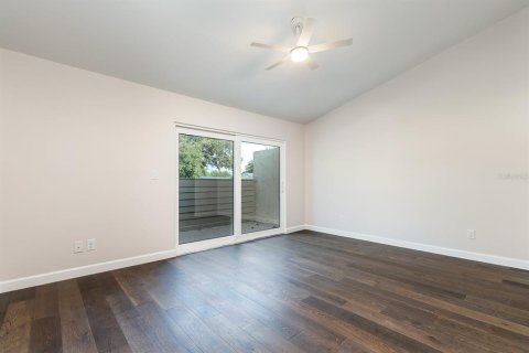 Touwnhouse à vendre à Orlando, Floride: 3 chambres, 161.84 m2 № 1899927 - photo 13