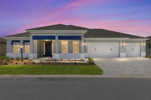 House in Ocala, Florida 3 bedrooms, 205.41 sq.m. № 1793763 - photo 1