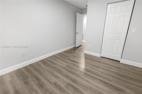 Adosado en alquiler en Sunrise, Florida, 3 dormitorios, 150.41 m2 № 2071111 - foto 14