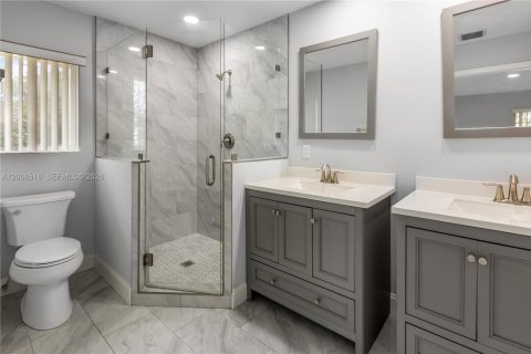 Adosado en alquiler en Sunrise, Florida, 3 dormitorios, 150.41 m2 № 2071111 - foto 8