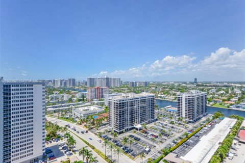 Condo à Hallandale Beach, Floride, 1 chambre  № 2089455