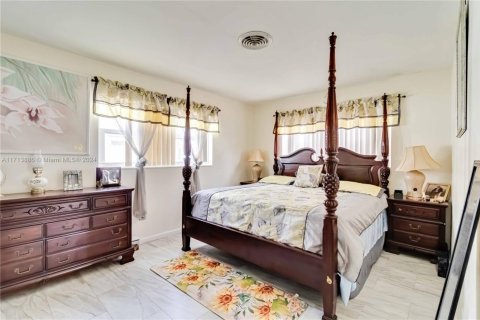 House in Sunrise, Florida 3 bedrooms, 122.63 sq.m. № 1695211 - photo 7