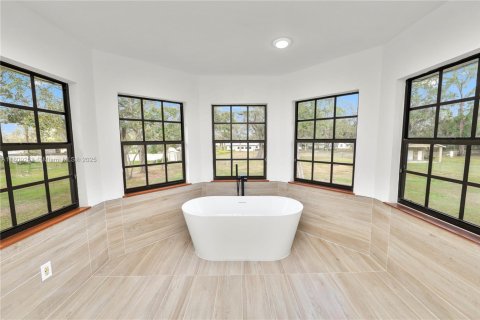 Casa en venta en Plant City, Florida, 4 dormitorios № 1749817 - foto 17