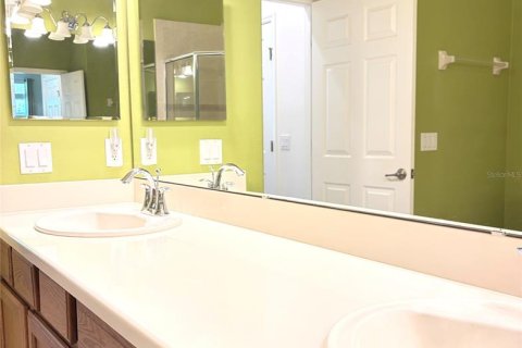 Villa ou maison à vendre à Kissimmee, Floride: 2 chambres, 142.98 m2 № 2203125 - photo 25