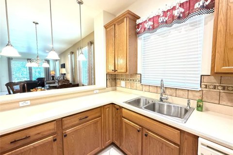 Villa ou maison à vendre à Kissimmee, Floride: 2 chambres, 142.98 m2 № 2203125 - photo 12