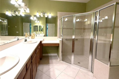Villa ou maison à vendre à Kissimmee, Floride: 2 chambres, 142.98 m2 № 2203125 - photo 23