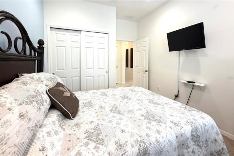Villa ou maison à vendre à Kissimmee, Floride: 2 chambres, 142.98 m2 № 2203125 - photo 28