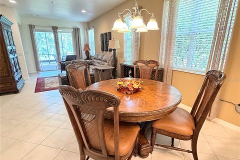 Villa ou maison à vendre à Kissimmee, Floride: 2 chambres, 142.98 m2 № 2203125 - photo 15