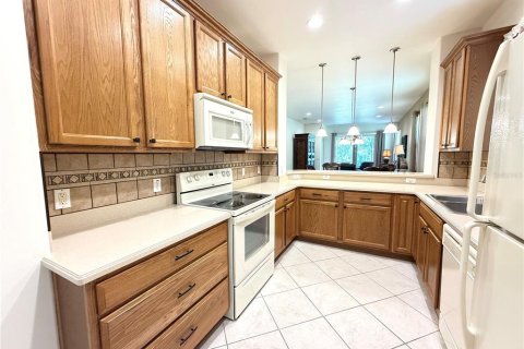 Villa ou maison à vendre à Kissimmee, Floride: 2 chambres, 142.98 m2 № 2203125 - photo 9