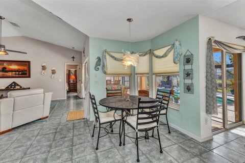 Villa ou maison à vendre à Port Charlotte, Floride: 3 chambres, 171.96 m2 № 1725259 - photo 11