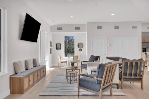 Villa ou maison à vendre à DeLand, Floride: 4 chambres, 219.53 m2 № 1765886 - photo 9