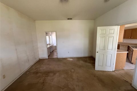 House in Lakeland, Florida 3 bedrooms, 172.43 sq.m. № 2204196 - photo 18