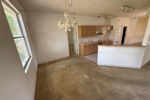 House in Lakeland, Florida 3 bedrooms, 172.43 sq.m. № 2204196 - photo 11