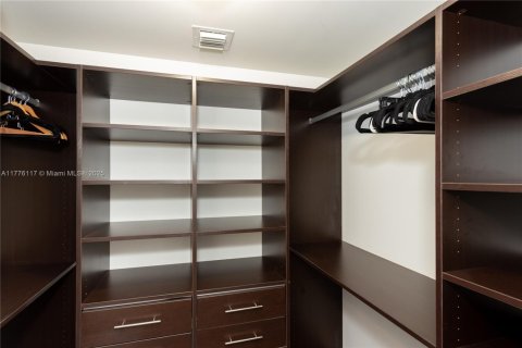 Copropriété à louer à Hollywood, Floride: 3 chambres, 284.47 m2 № 1698450 - photo 25