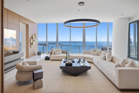 Copropriété à vendre à Miami, Floride: 5 chambres, 841.97 m2 № 1928876 - photo 10