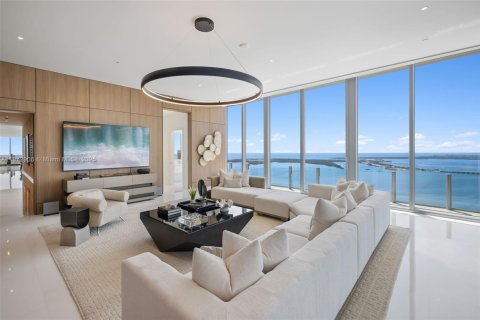 Copropriété à vendre à Miami, Floride: 5 chambres, 841.97 m2 № 1928876 - photo 11