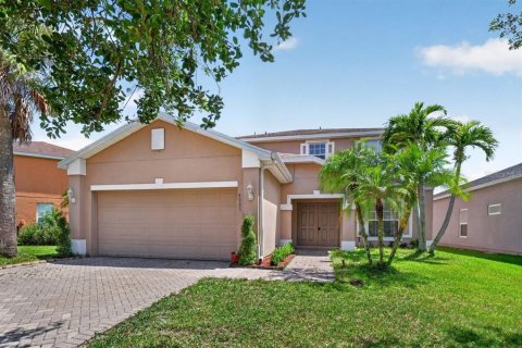 House in Lehigh Acres, Florida 5 bedrooms, 302.49 sq.m. № 2330099