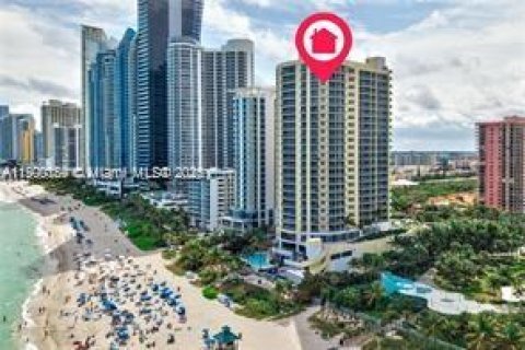 Copropriété à vendre à Sunny Isles Beach, Floride: 3 chambres, 172.8 m2 № 2014895 - photo 10