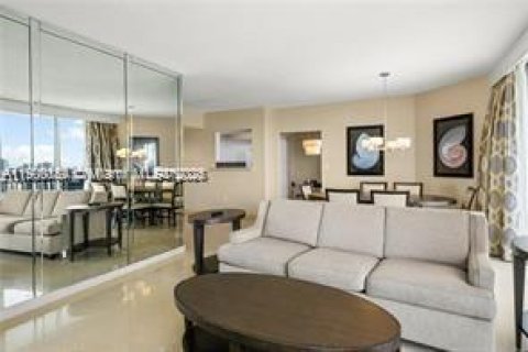 Copropriété à vendre à Sunny Isles Beach, Floride: 3 chambres, 172.8 m2 № 2014895 - photo 5