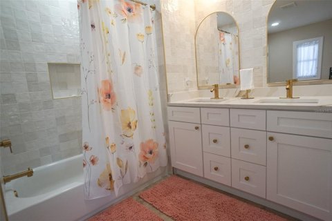 Villa ou maison à louer à Clearwater, Floride: 3 chambres, 191.01 m2 № 2096950 - photo 13