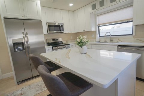 Villa ou maison à louer à Clearwater, Floride: 3 chambres, 191.01 m2 № 2096950 - photo 29