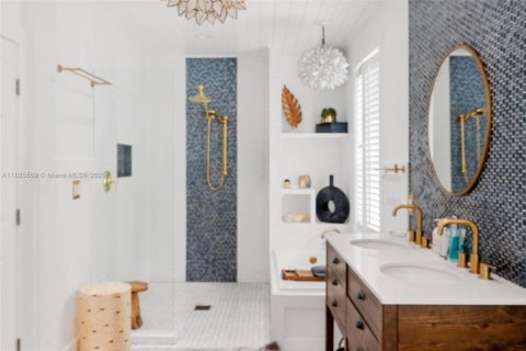 Купить виллу или дом в Исламорада, Вилладж оф Айлендс, Флорида 4 спальни, № 1978992 - фото 30