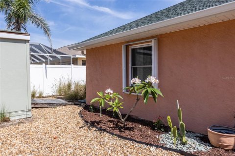 House in Ormond Beach, Florida 3 bedrooms, 183.95 sq.m. № 1758037 - photo 25