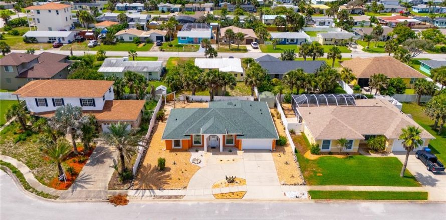 House in Ormond Beach, Florida 3 bedrooms, 183.95 sq.m. № 1758037
