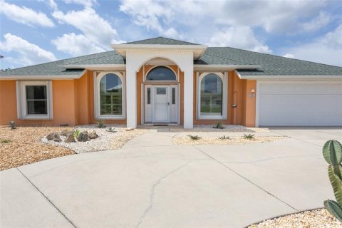 House in Ormond Beach, Florida 3 bedrooms, 183.95 sq.m. № 1758037 - photo 3