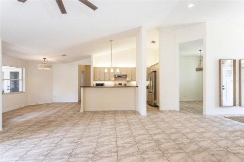 Villa ou maison à louer à Ormond Beach, Floride: 3 chambres, 183.95 m2 № 1758037 - photo 16
