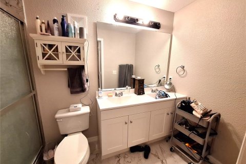 Condo in Altamonte Springs, Florida, 3 bedrooms  № 1914057 - photo 11
