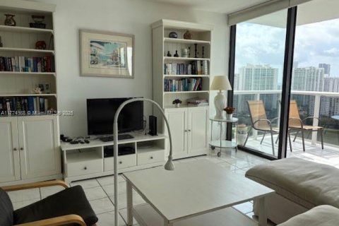 Condo in Aventura, Florida, 2 bedrooms  № 1998401 - photo 6
