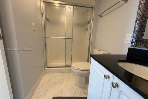 Condo in Aventura, Florida, 2 bedrooms  № 1998401 - photo 29