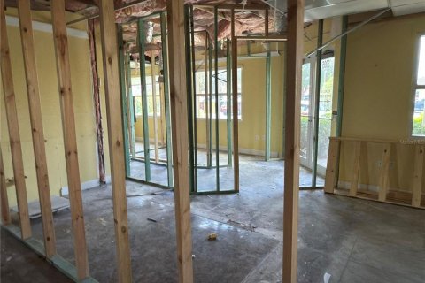 Commercial property in North Port, Florida 256.13 sq.m. № 2214300 - photo 9