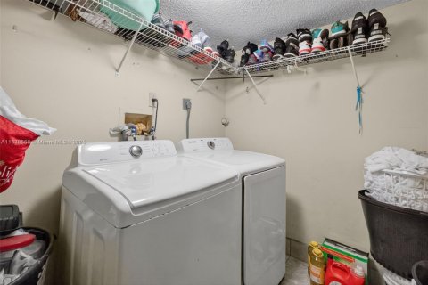 Casa en venta en West Palm Beach, Florida, 3 dormitorios, 159.98 m2 № 1826105 - foto 23