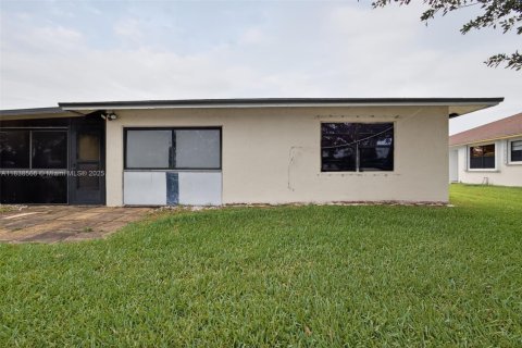 Casa en venta en West Palm Beach, Florida, 3 dormitorios, 159.98 m2 № 1826105 - foto 29
