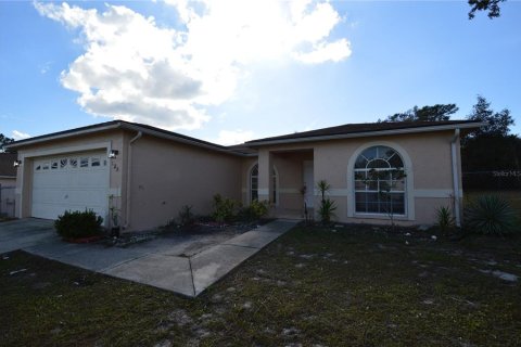 House in Kissimmee, Florida 3 bedrooms, 125.05 sq.m. № 2096995