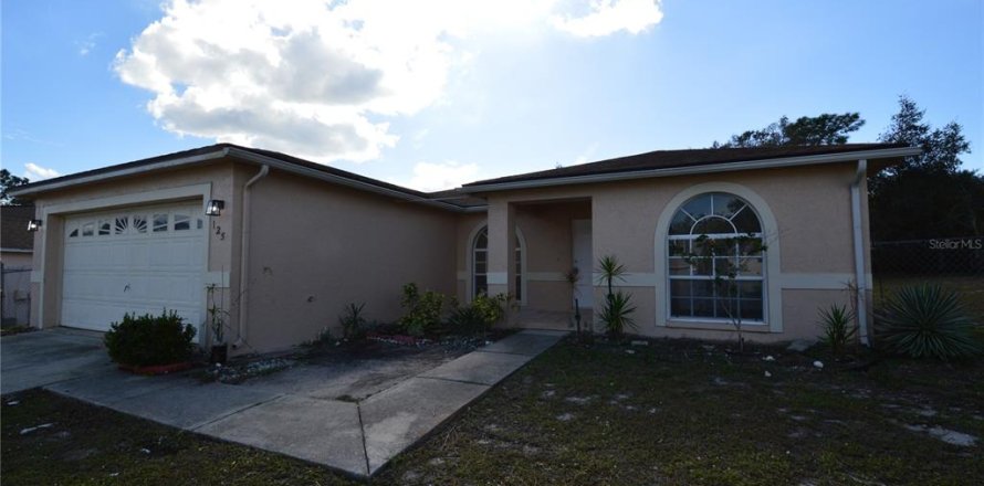 House in Kissimmee, Florida 3 bedrooms, 125.05 sq.m. № 2096995