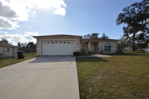 House in Kissimmee, Florida 3 bedrooms, 125.05 sq.m. № 2096995 - photo 4