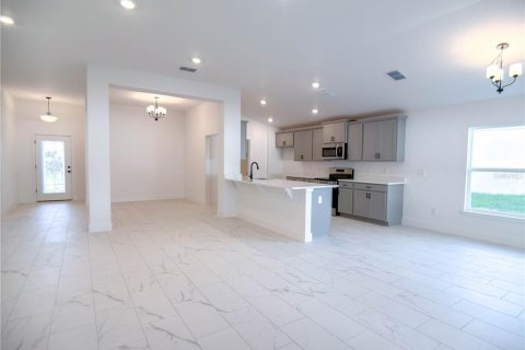 Casa en venta en Ocala, Florida, 3 dormitorios, 183.02 m2 № 2156954 - foto 4