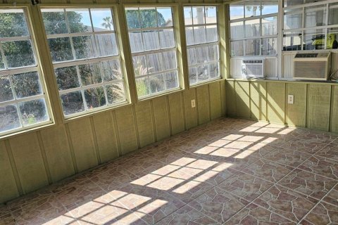 Casa en venta en New Smyrna Beach, Florida, 2 dormitorios, 97.18 m2 № 1831847 - foto 11